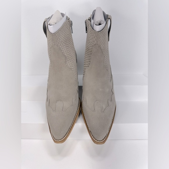 NEW - Matisse Genuine Suede Leather Ankle Boots  -  Daphne -  Dove Grey - Size 9 - Picture 4 of 10